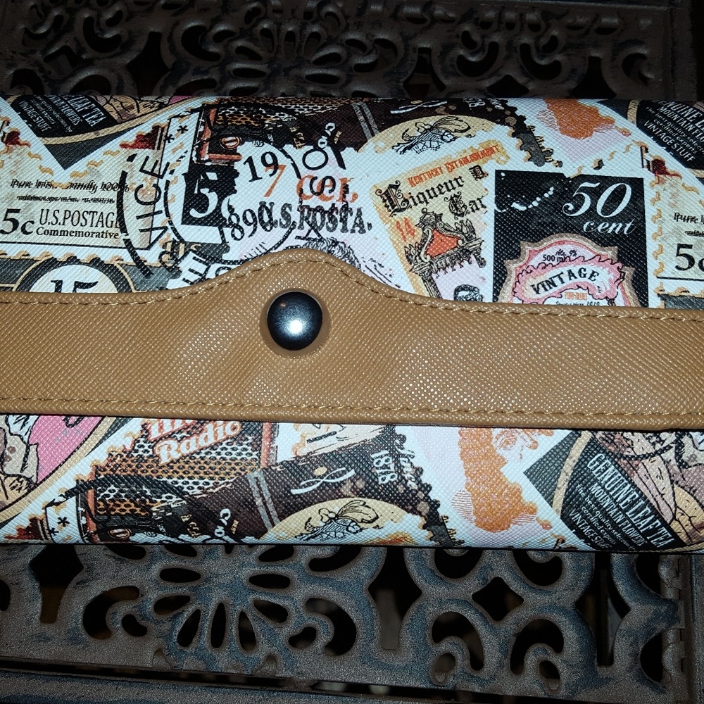 5$ TODAY ONLY Beautiful Postage Stamp Wallet
